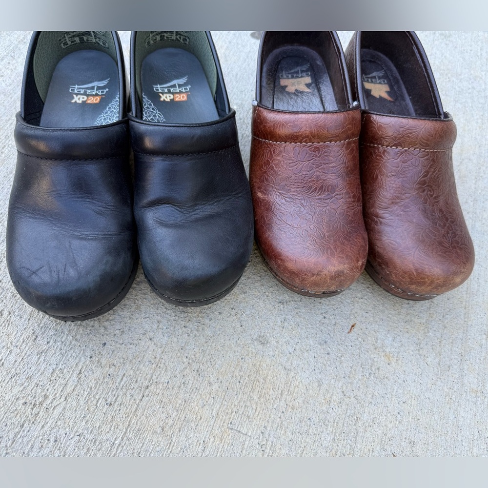 2 pair of Danskos
